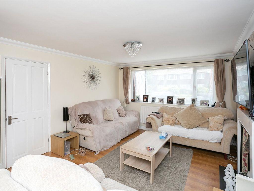 Farm Way, Bushey